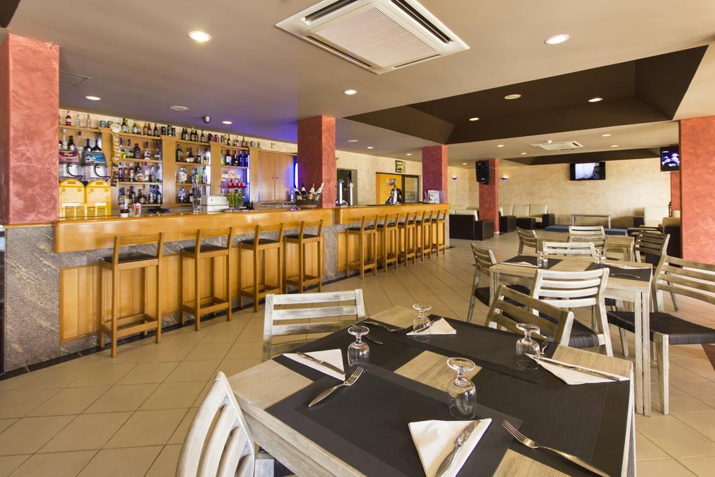אלבופיירה Aparthotel Alagoamar מראה חיצוני תמונה